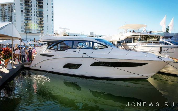 Sea Ray   450 Sundancer